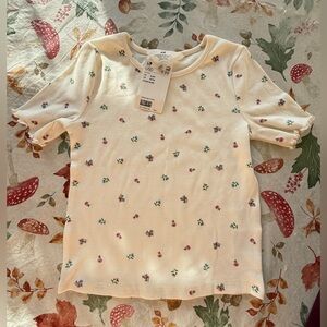 Set for girls from 4 to 6 years old flared flower